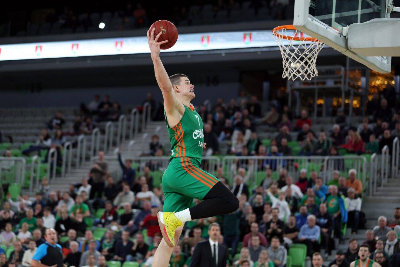 Olimpija košarka