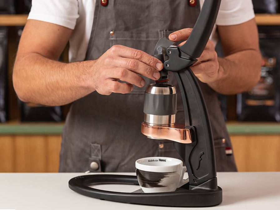 Kava z espresso aparatom 