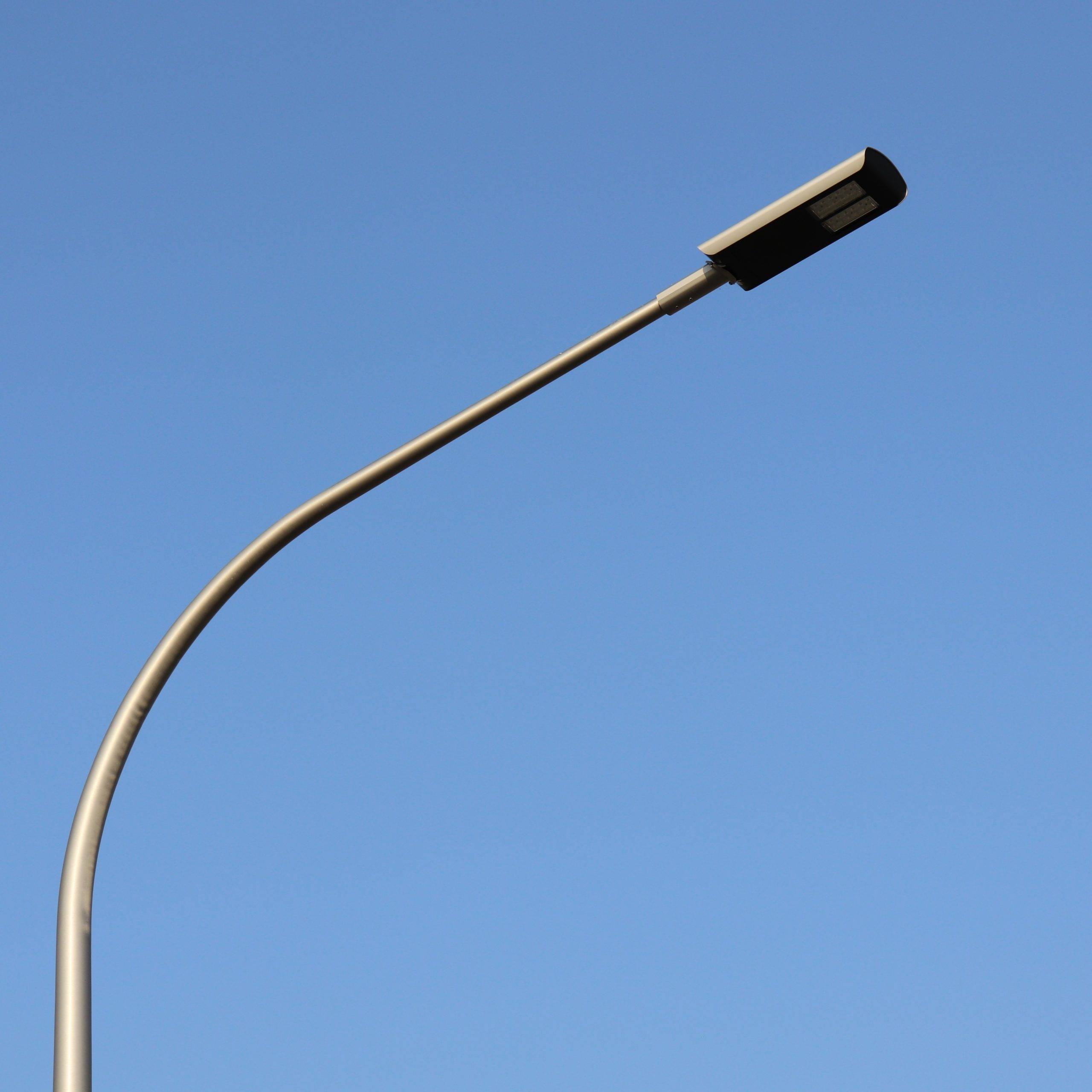 solarna ulična LED svetilka