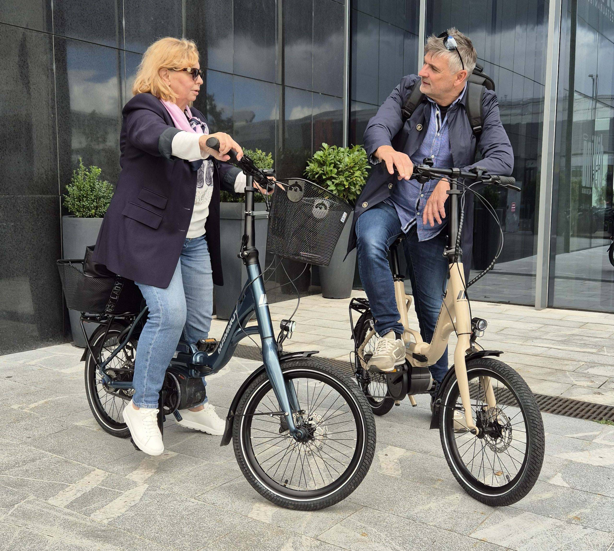 Zložljivo električno kolo s subvencijo