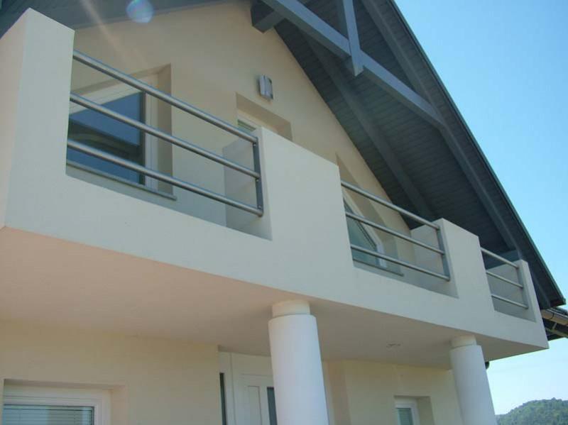 Moderna balkonska ograja