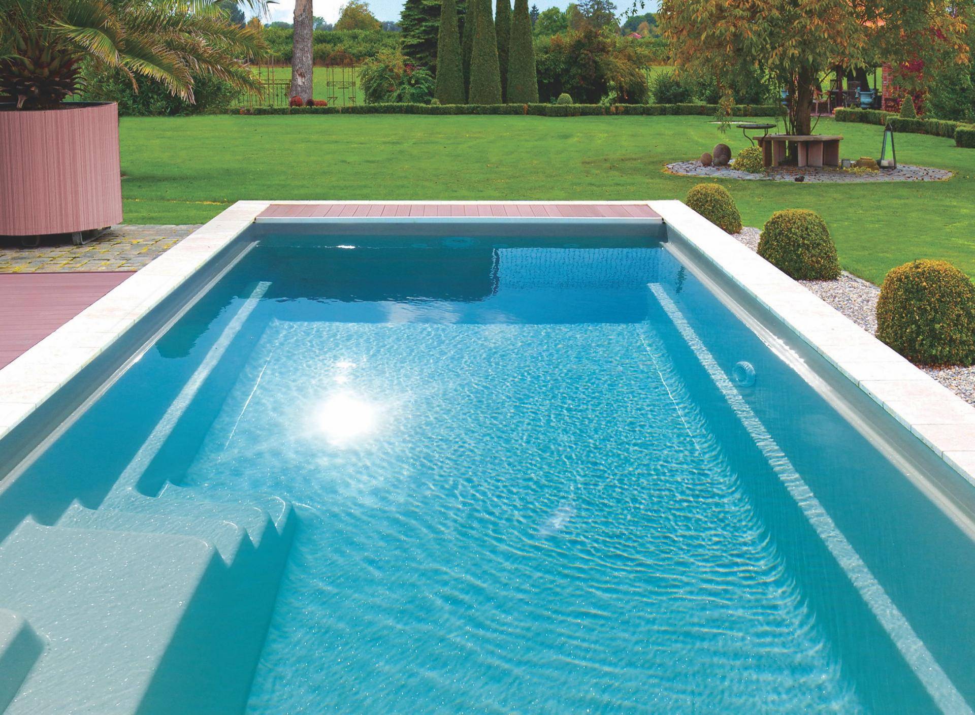 montazni-vgradni-bazeni iz poliestra