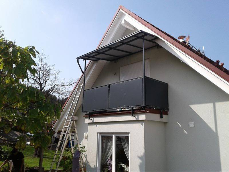 Ograja za balkon
