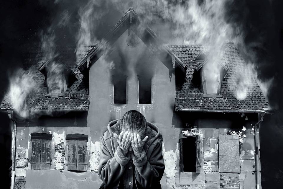 Proti požarni senzorji in preventiva Proti požarni senzorji in preventiva