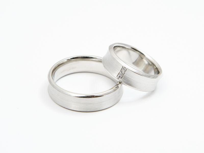 Enostavni srebrni poročni prstani