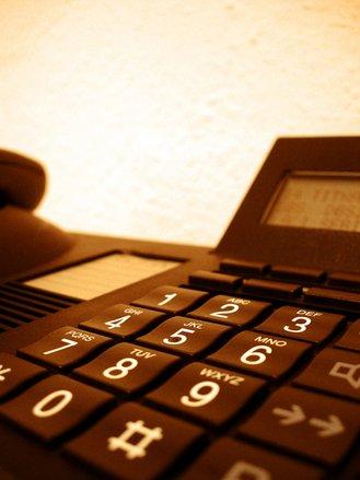 Hitro vedeževanje po telefonu