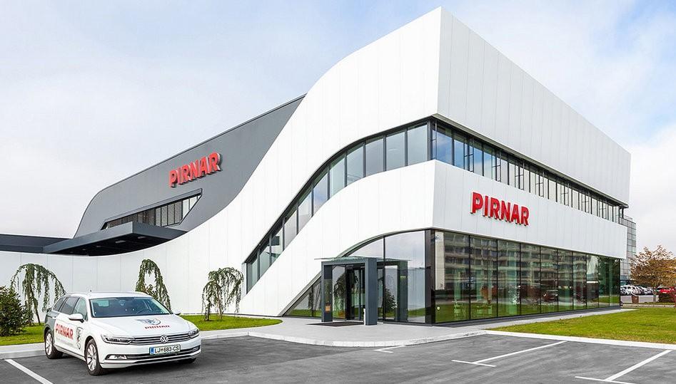 salon vhodnih vrat Pirnar