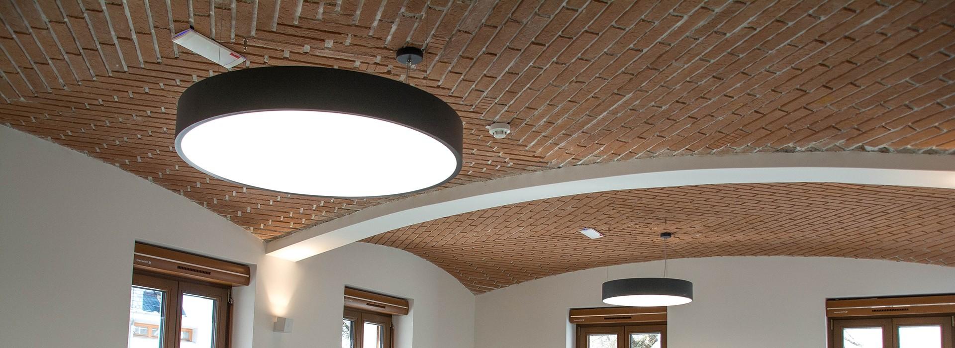 Stropne LED svetilke za delavnico