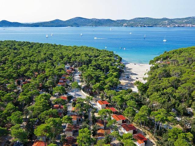 Kamp park soline in počitnice v mobilni hiški