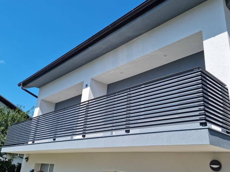 zaščitna ograja za balkon