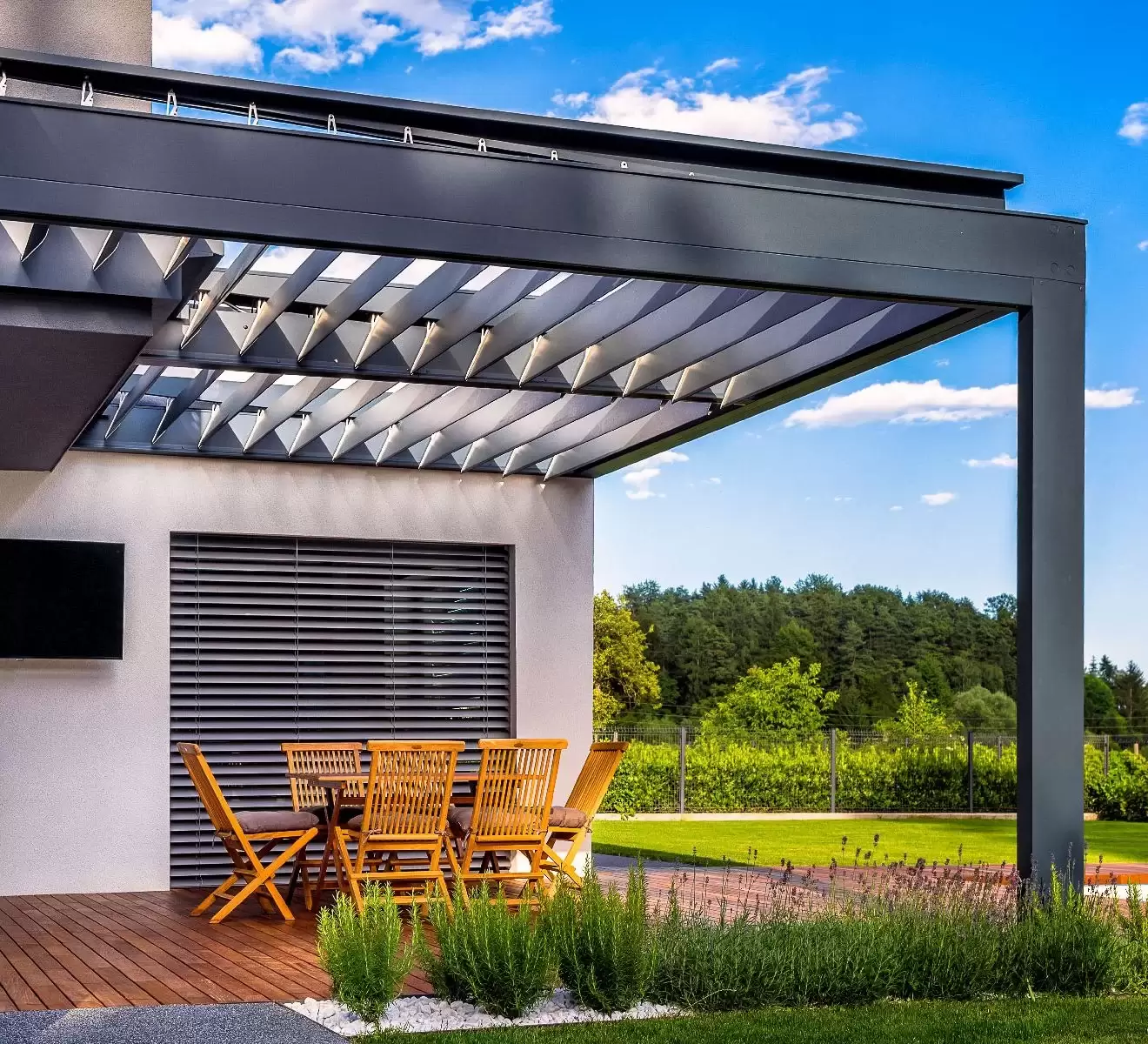 bioklimatska pergola nadstrešek