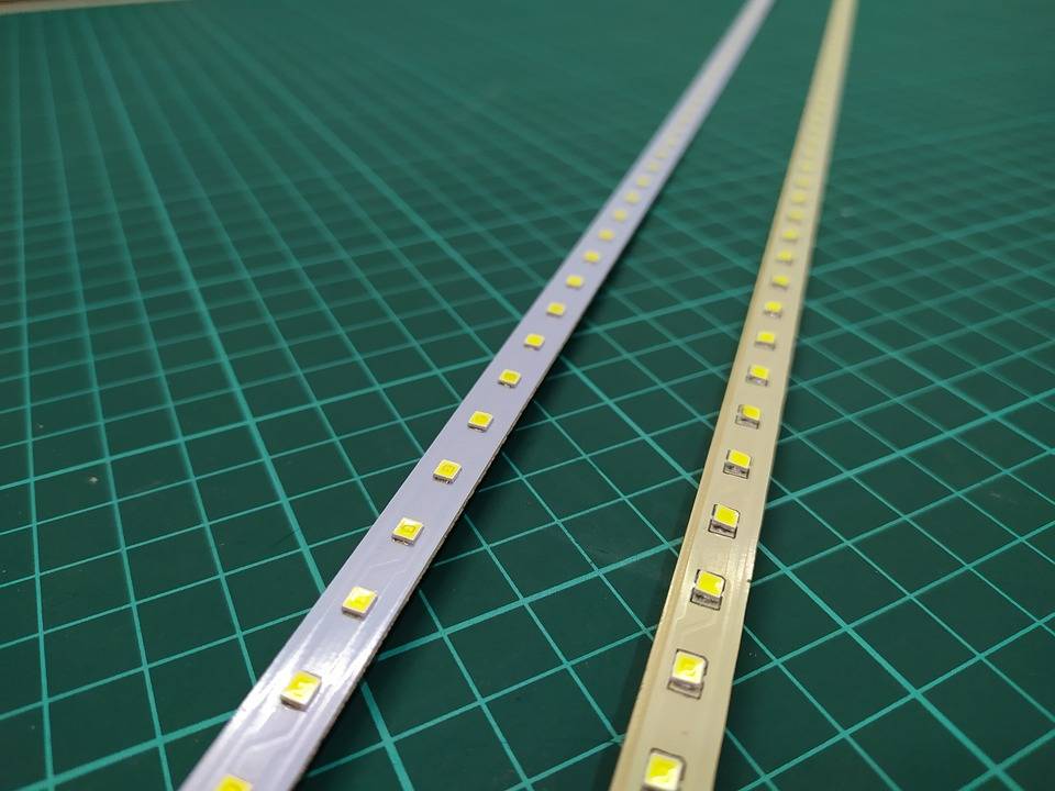 LED trakovi 12V