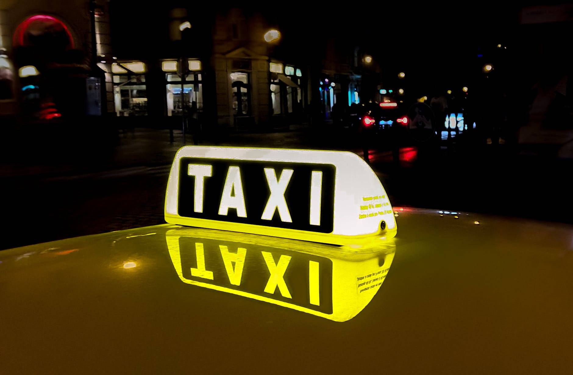 Taxi prevozi na letališče