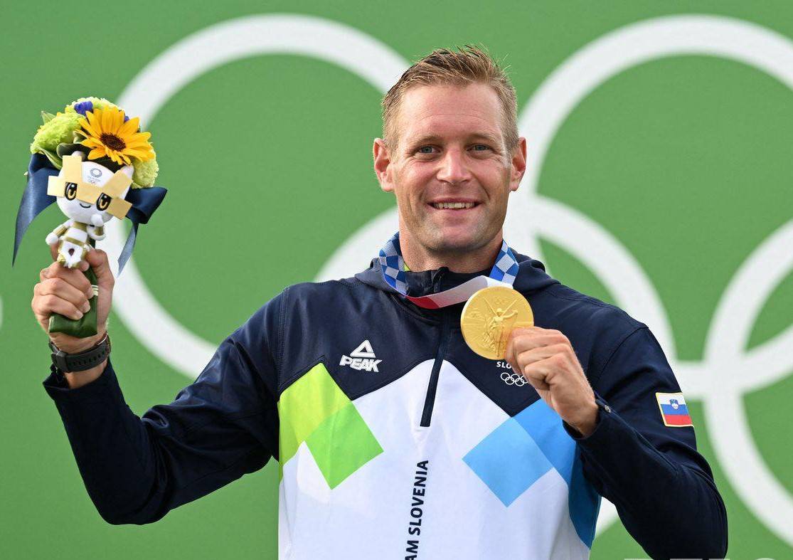 Zlata olimpijska medalja za Benjamina Savška
