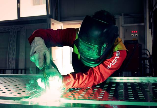 Varjenje aluminija z elektrodo