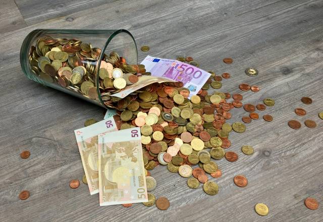 Kaj pomeni odkup terjatev