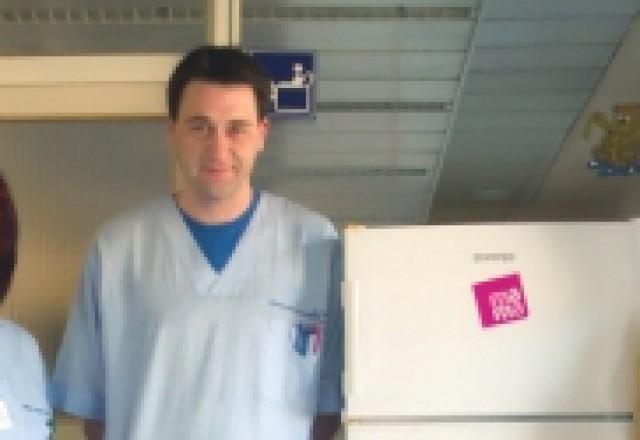 Hladilnik za male lakotnike v ljubljanski porodnišnici