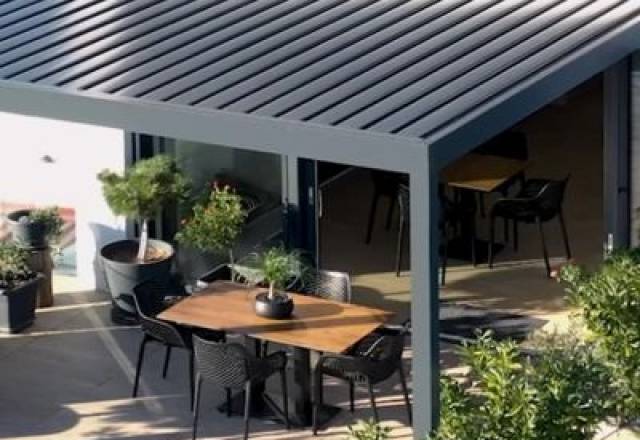 Kovinska pergola